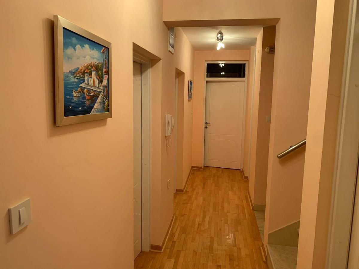 Lux Villa Mitimago Ni Exteriör bild